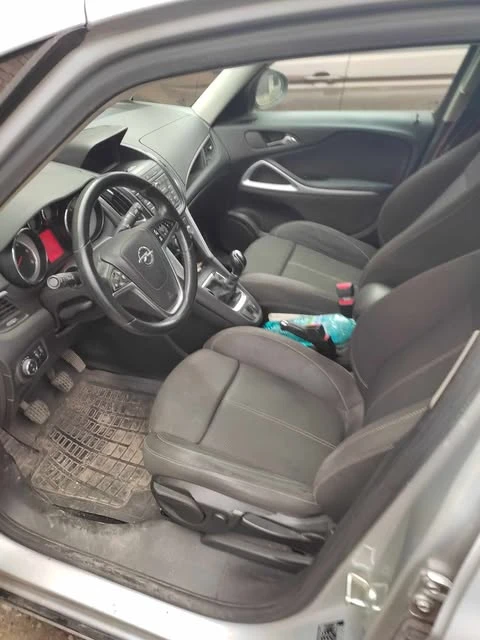 Opel Zafira Tourer, снимка 6 - Автомобили и джипове - 49300567