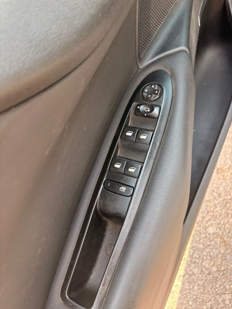 Citroen C4 Citroen C4 1.6HDi  - изображение 5