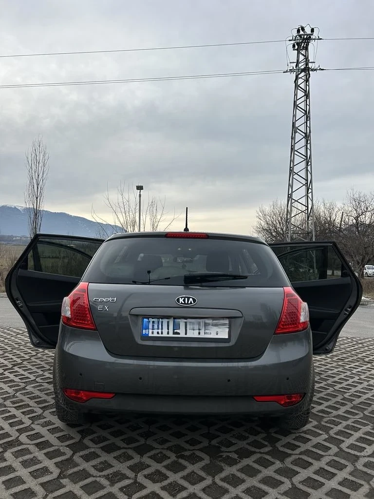 Kia Ceed Ceed, снимка 12 - Автомобили и джипове - 53222022