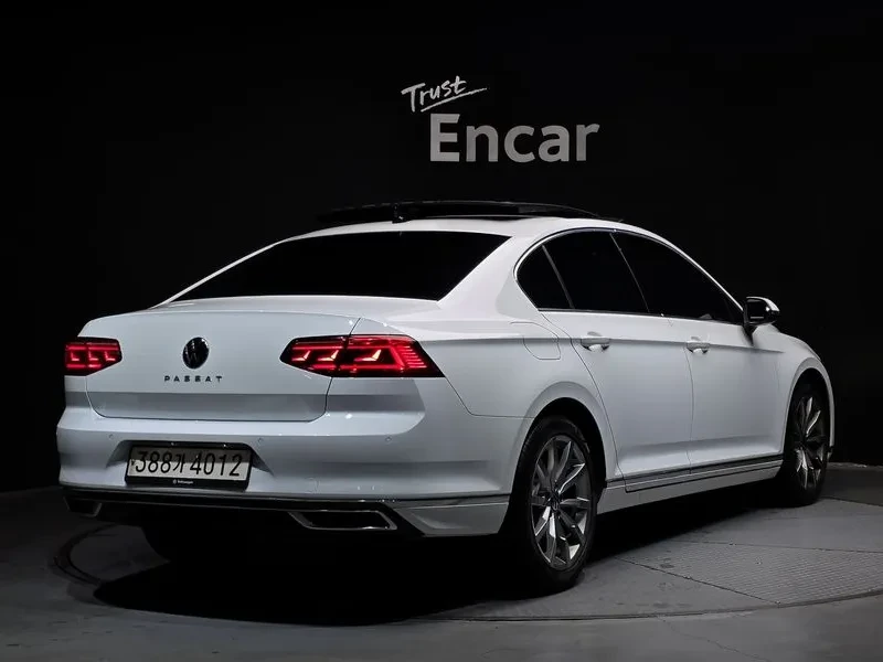 VW Passat 2.0 Tdi Prestige, снимка 2 - Автомобили и джипове - 55702416
