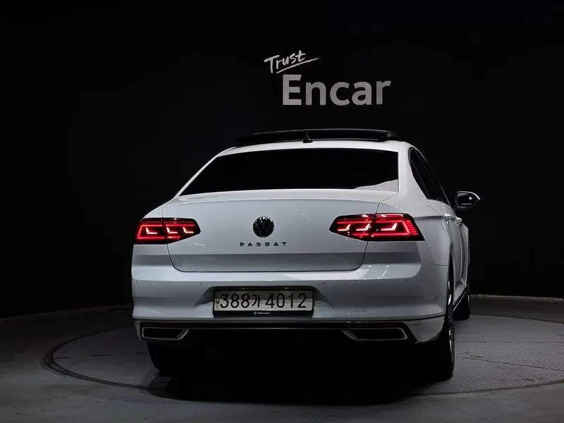 VW Passat 2.0 Tdi Prestige, снимка 4 - Автомобили и джипове - 55702416