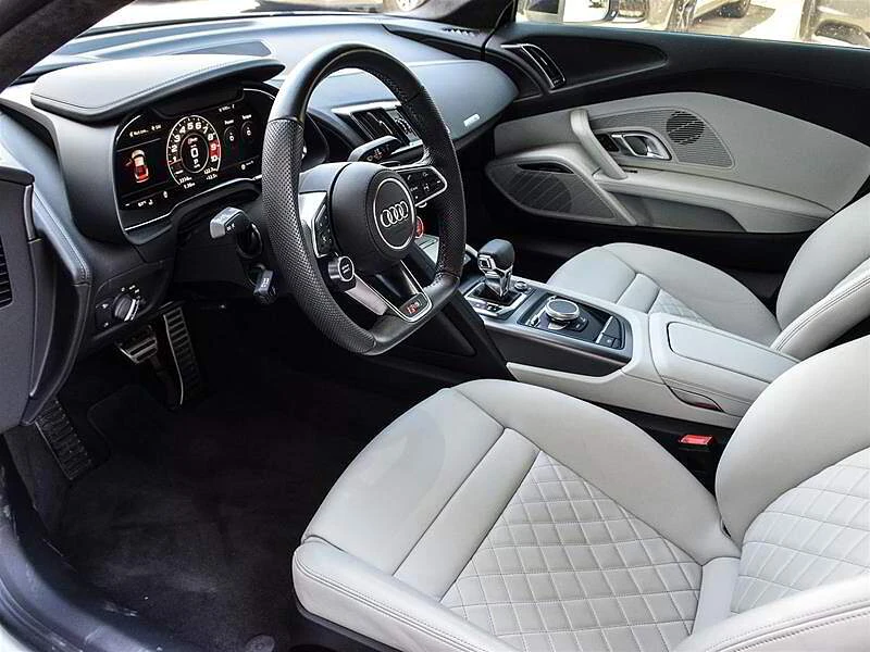 Audi R8 V10 PERFORMANCE * КРАЙНА ЦЕНА* , снимка 8 - Автомобили и джипове - 56654981