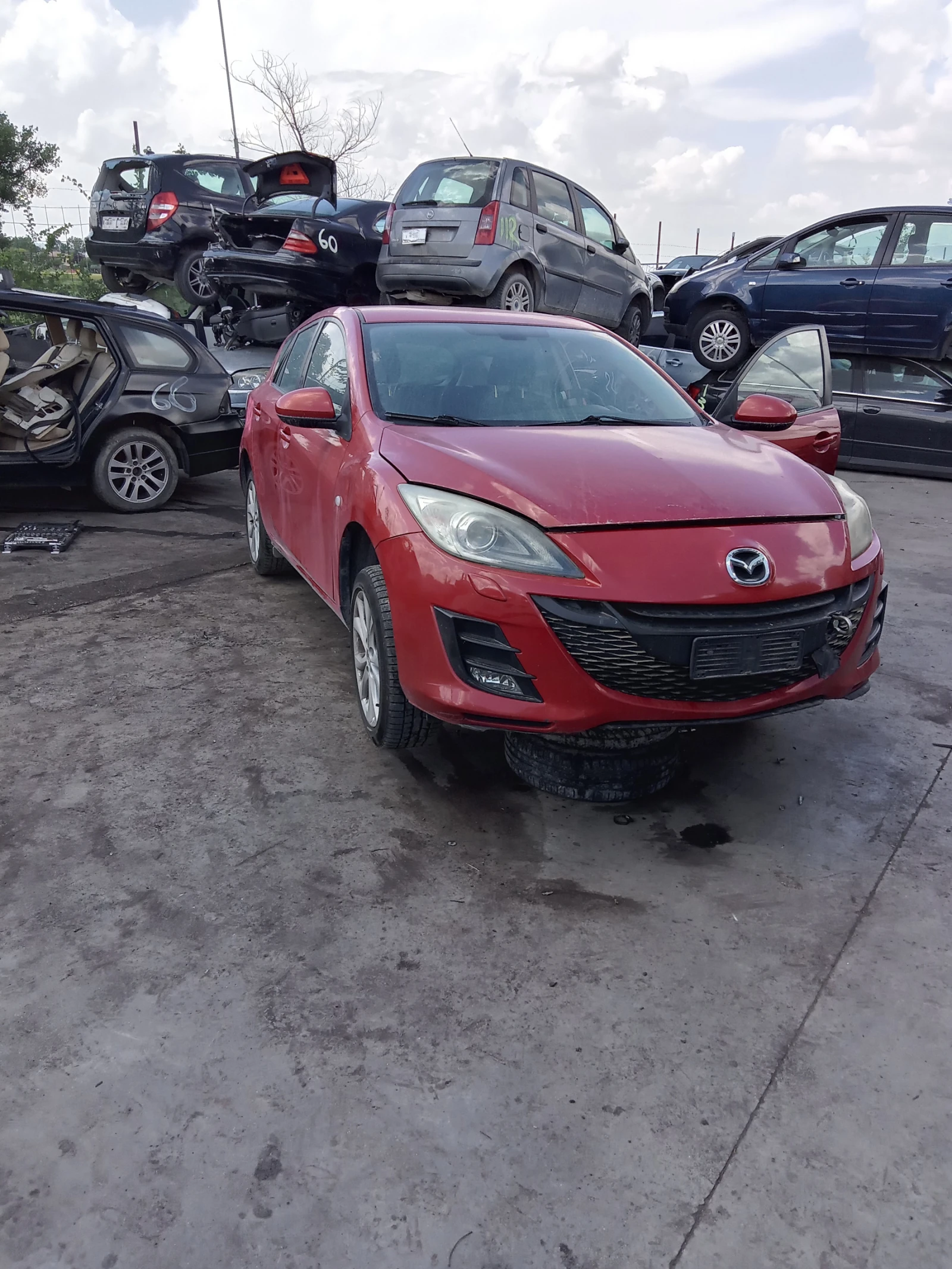 Mazda 3 - [1] 