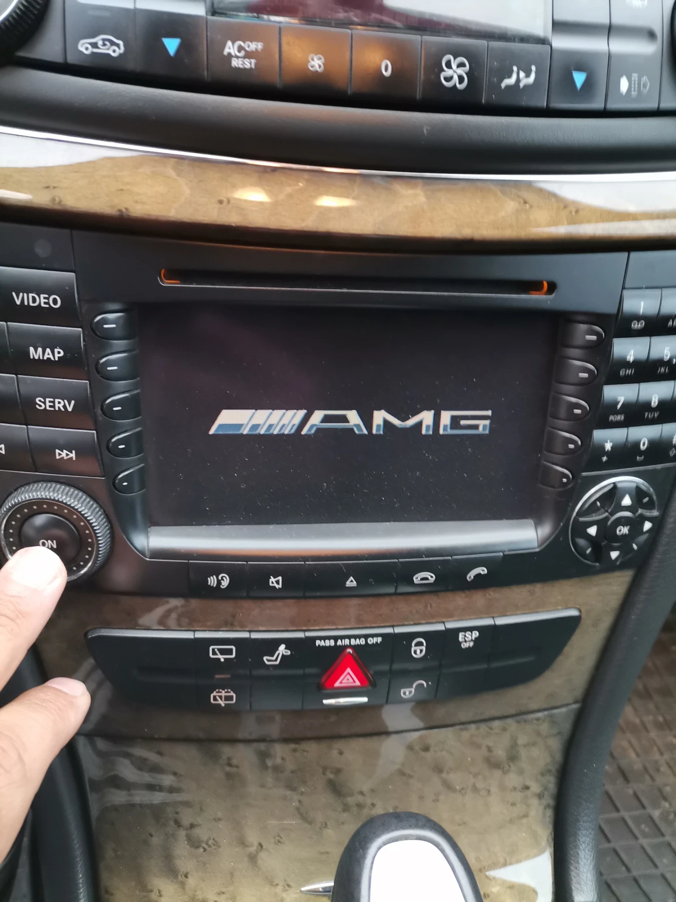 Mercedes-Benz E 320 | Mobile.bg   14