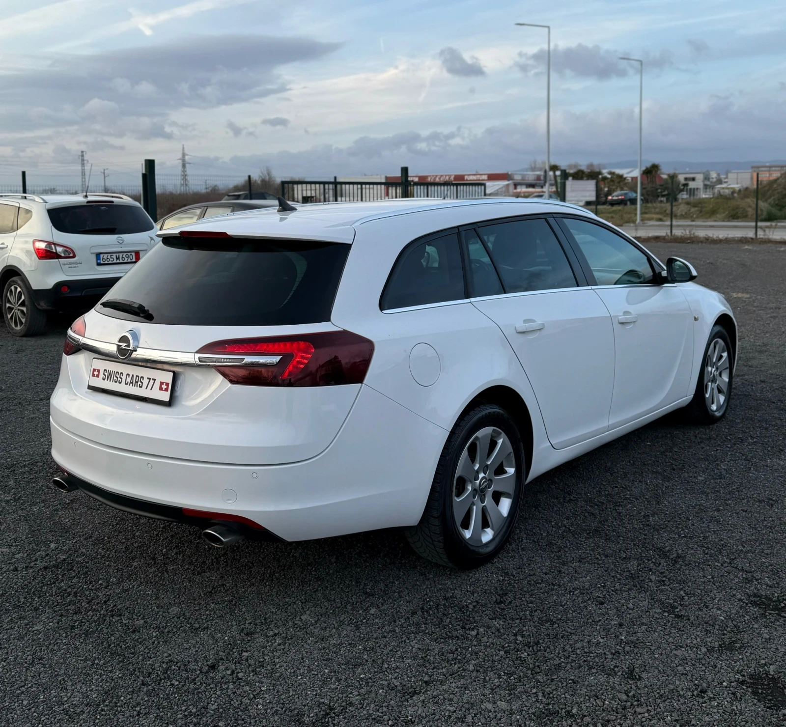 Opel Insignia 2.0i Automatic Swiss Facelift  - изображение 5