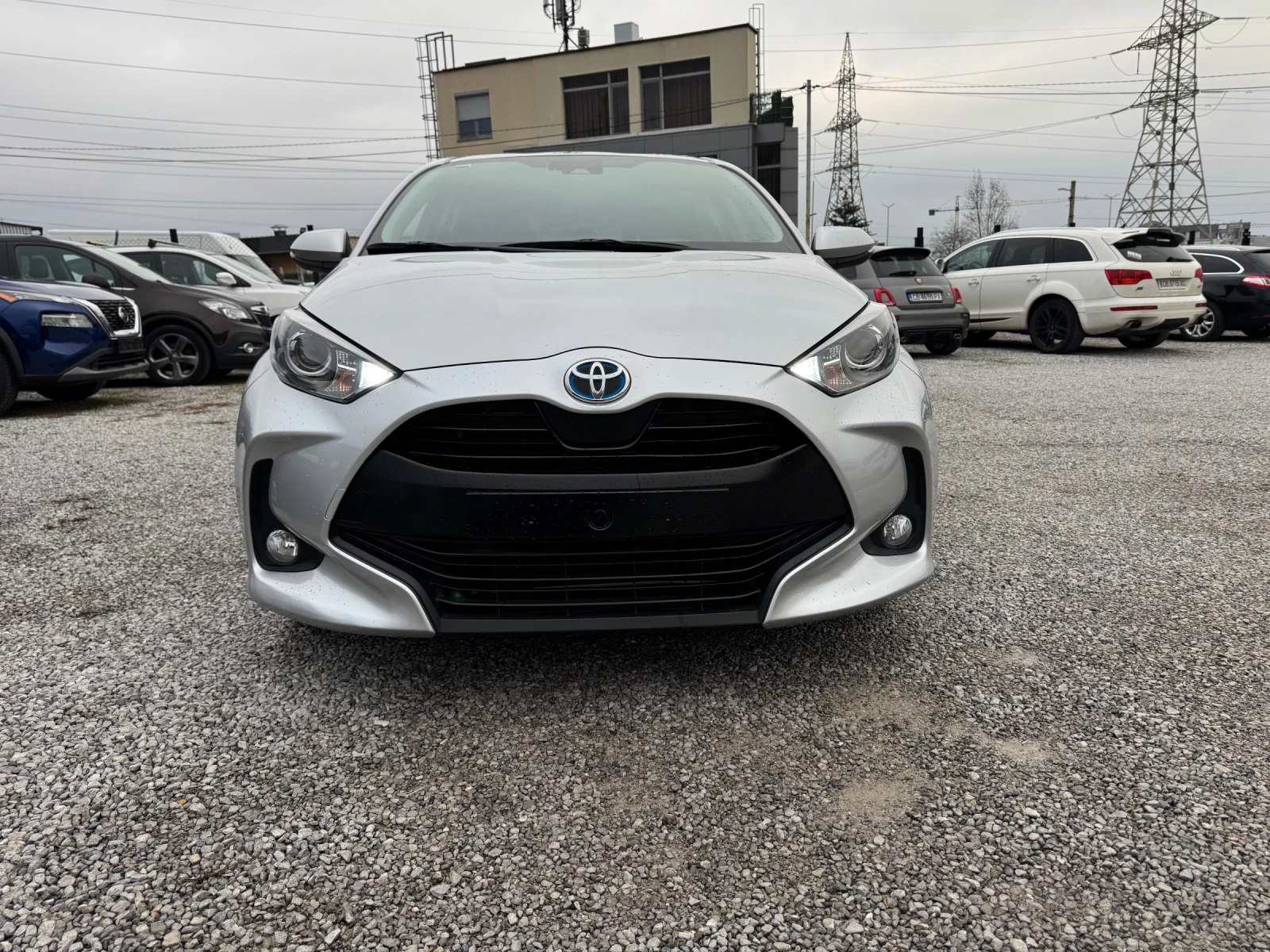 Toyota Yaris 1.5hybrid 93kc-NAVI-КАМЕРА-ДИСТРОНИК-Топ-05.2021г | Mobile.bg — изображение 1