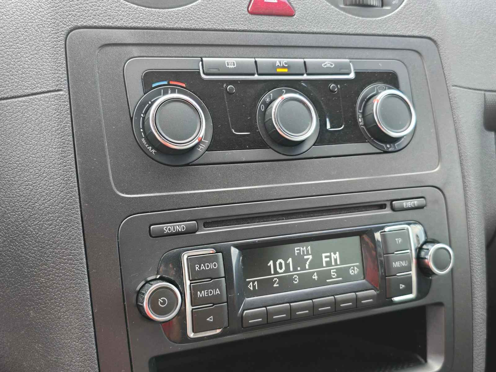 VW Caddy 2.0i/EcoFuel// | Mobile.bg   16