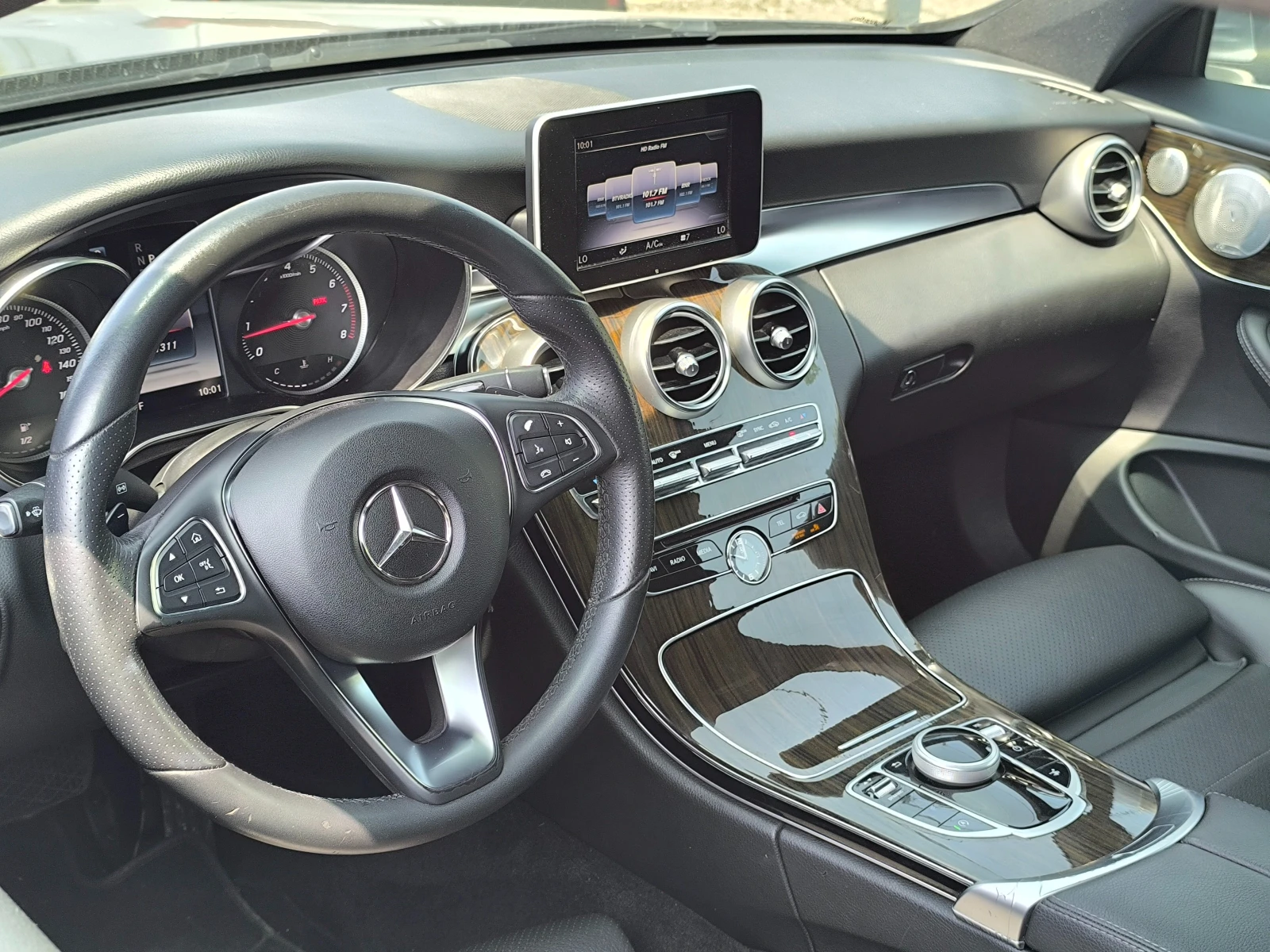 Mercedes-Benz C 300  - изображение 7