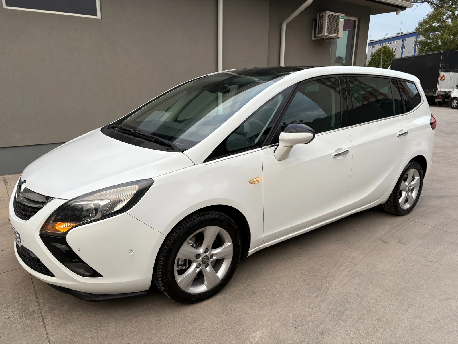 Opel Zafira 2.0CDTI 165hp Cosmo Panorama Automat 7 места Bike  - изображение 2