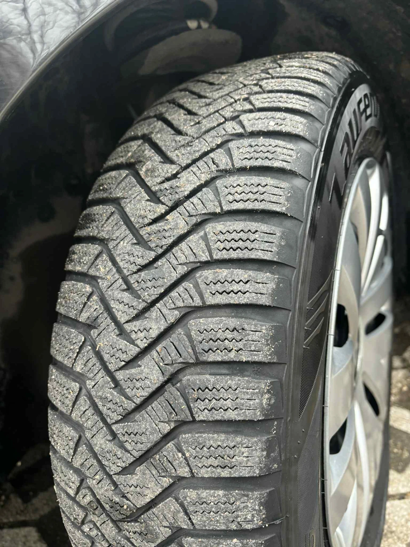 Peugeot 207 1.4i  73 ps стария мотор , GAZ - изображение 6