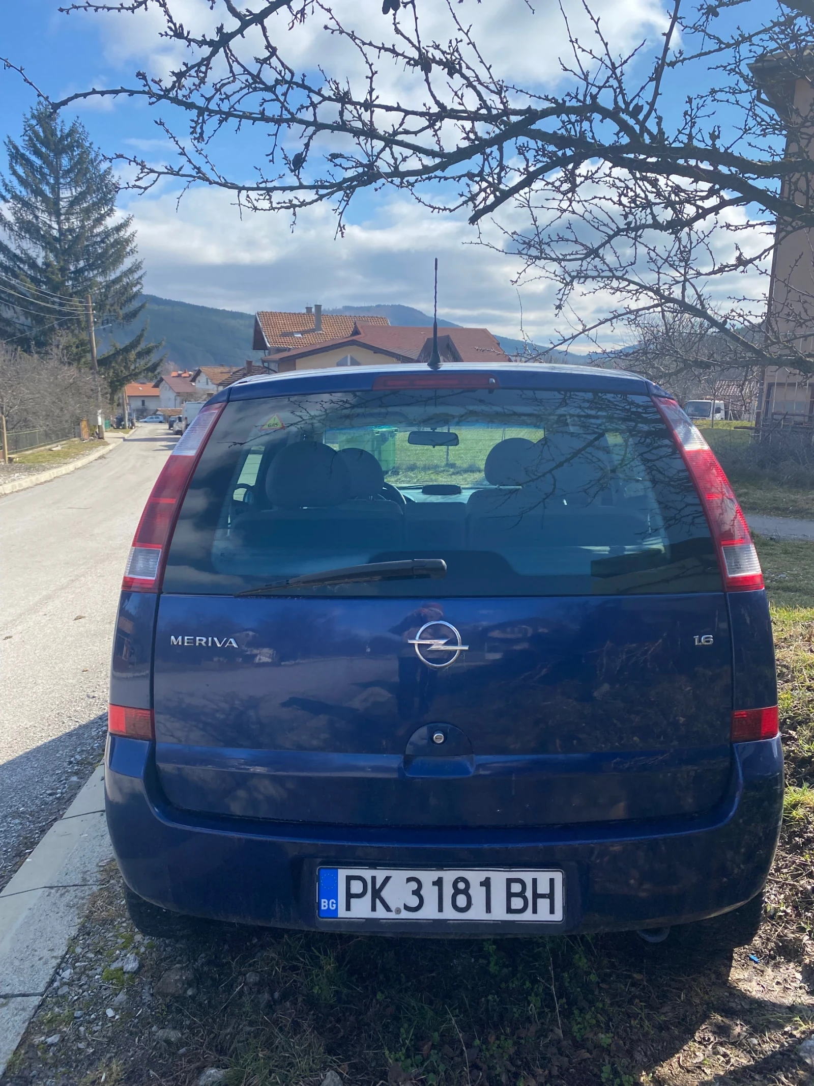 Opel Meriva 1, 6 бензин плюс метан , снимка 2 - Автомобили и джипове - 53780755