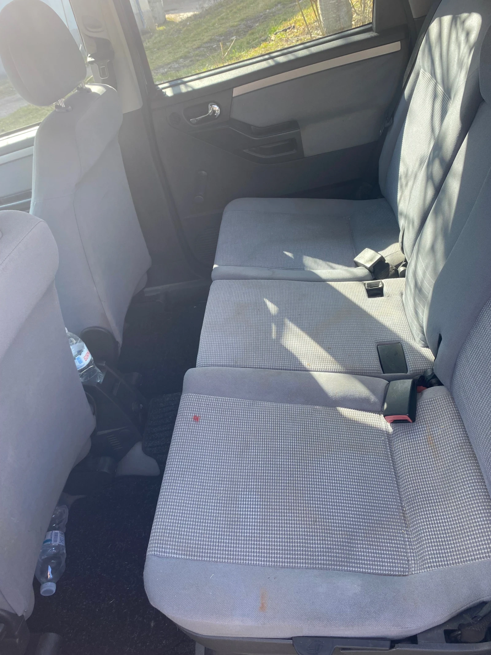 Opel Meriva 1, 6 бензин плюс метан , снимка 9 - Автомобили и джипове - 53780755