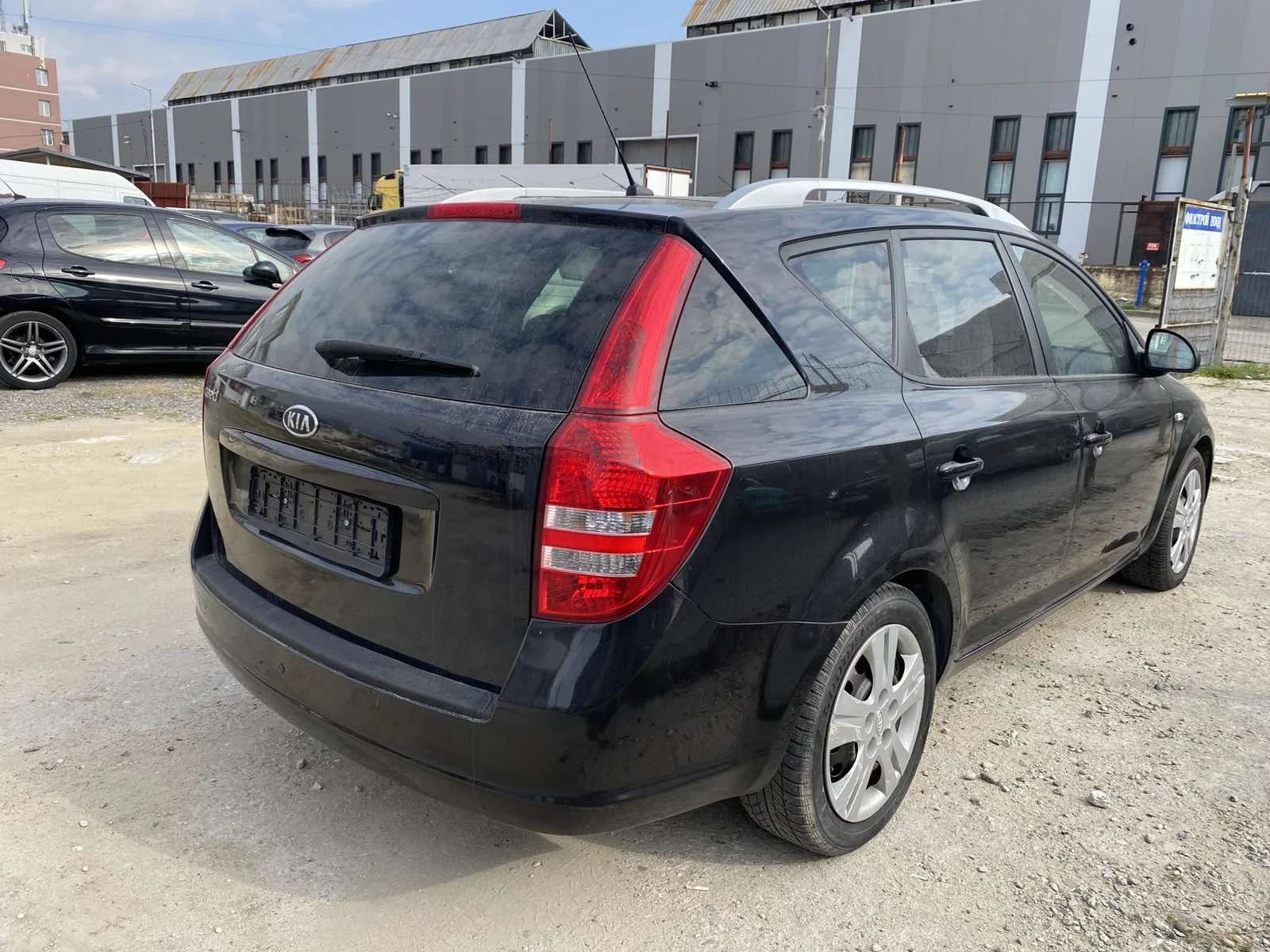 Kia Ceed 1.6 16v БЕНЗИН ГАЗ, снимка 4 - Автомобили и джипове - 53932217