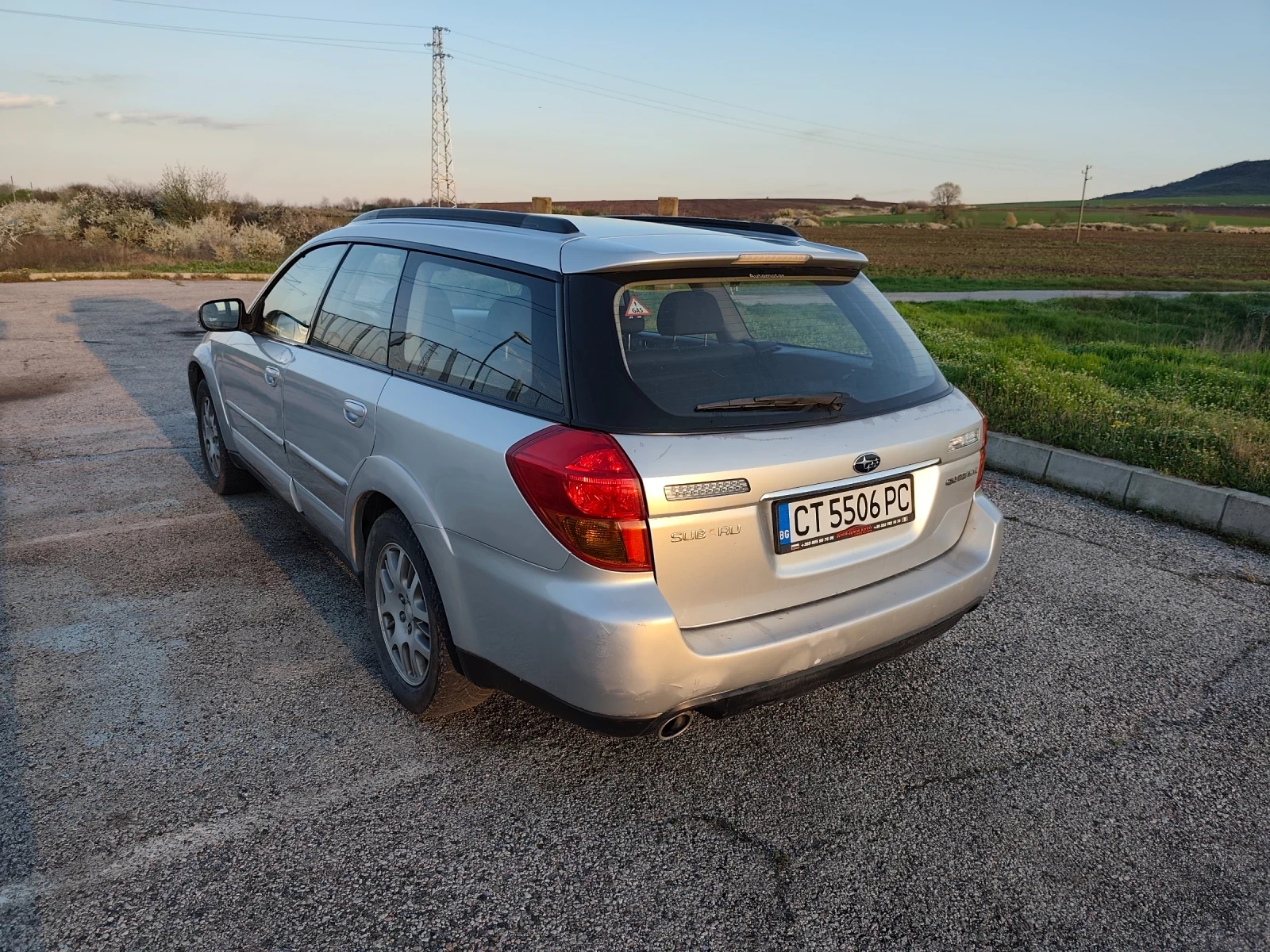 Subaru Outback Subaru Outback 2.5, снимка 9 - Автомобили и джипове - 54152115