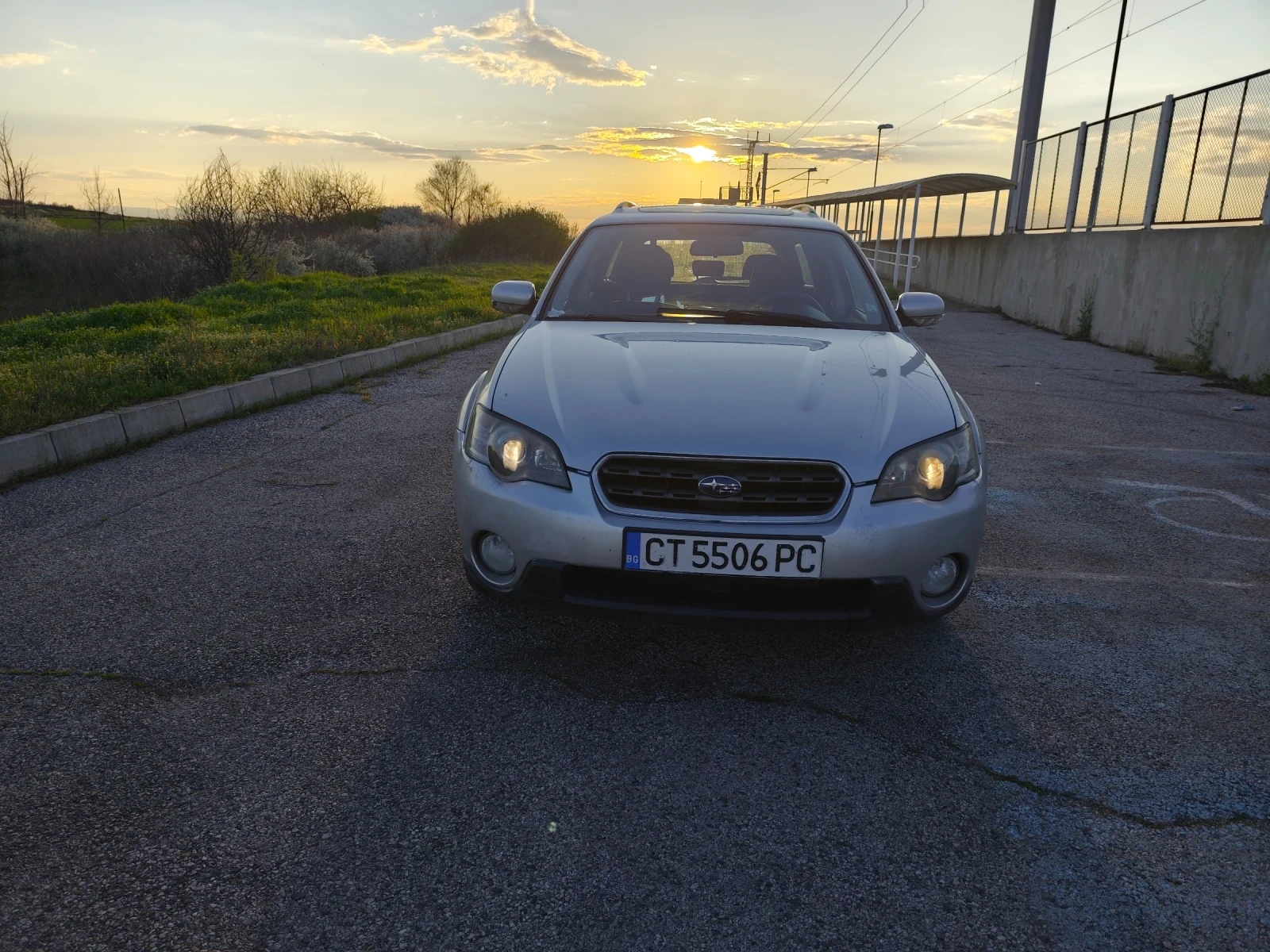 Subaru Outback Subaru Outback 2.5, снимка 11 - Автомобили и джипове - 54152115