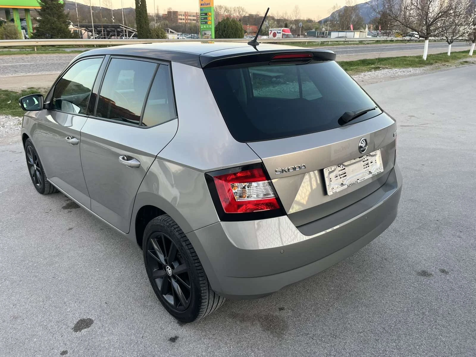Skoda Fabia 1.4TDI EURO 6B  КЛИМАТИК АВТОПИЛОТ  ВНОС ИТАЛИЯ, снимка 5 - Автомобили и джипове - 54163122