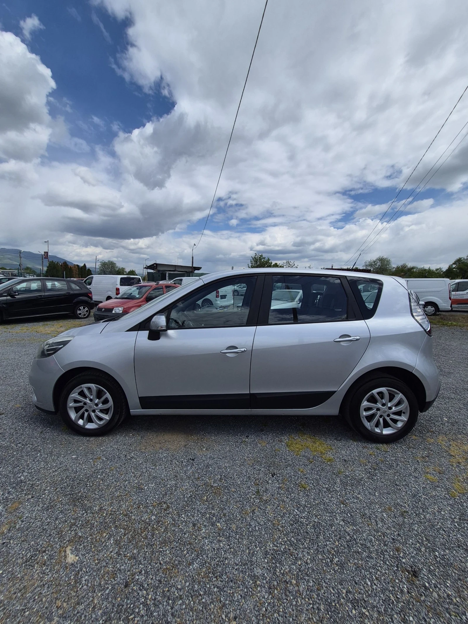 Renault Scenic 1.6i ГАЗ Xmod Evro 5, снимка 7 - Автомобили и джипове - 54782536