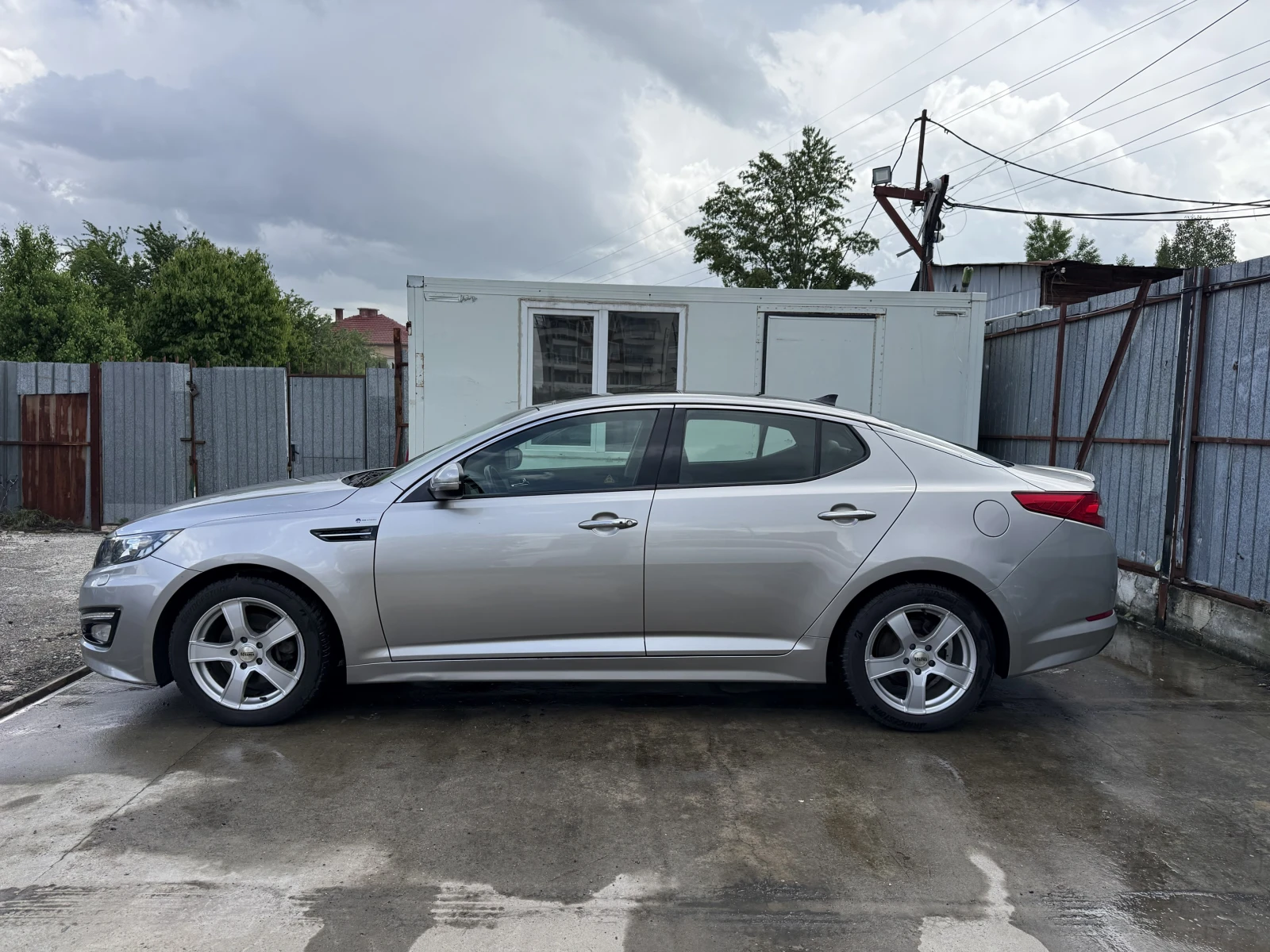 Kia Optima 2.0-HYBRID-AVTOMAT-ШВЕЙЦАРИЯ, снимка 8 - Автомобили и джипове - 54573305
