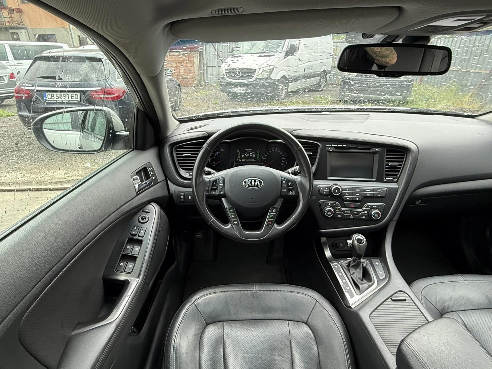 Kia Optima 2.0-HYBRID-AVTOMAT-ШВЕЙЦАРИЯ, снимка 10 - Автомобили и джипове - 54573305