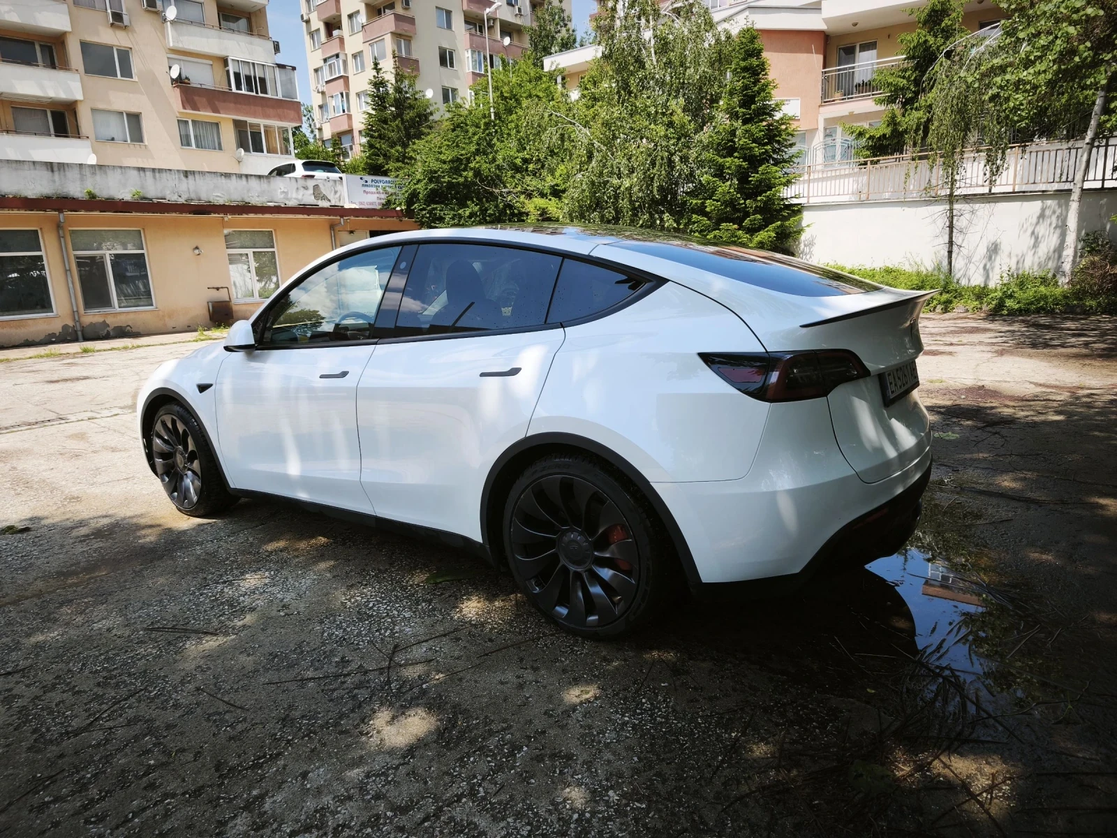 Tesla Model Y PERFORMANCE 4x4  | Mobile.bg � ����������� 4
