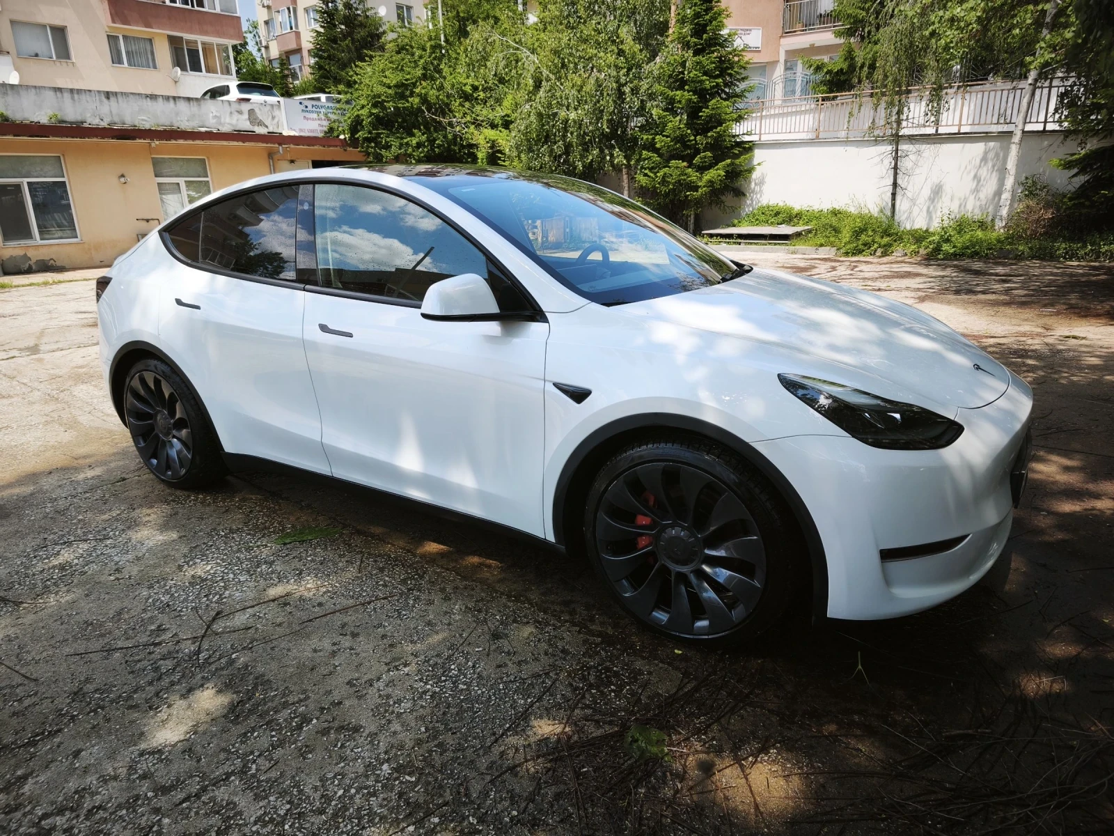 Tesla Model Y PERFORMANCE 4x4  | Mobile.bg � ����������� 8
