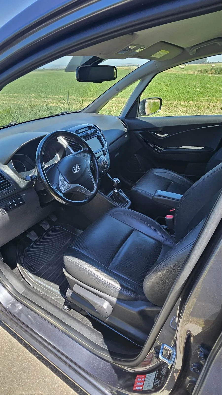 Hyundai Ix20 1.6 D, снимка 6 - Автомобили и джипове - 55077267