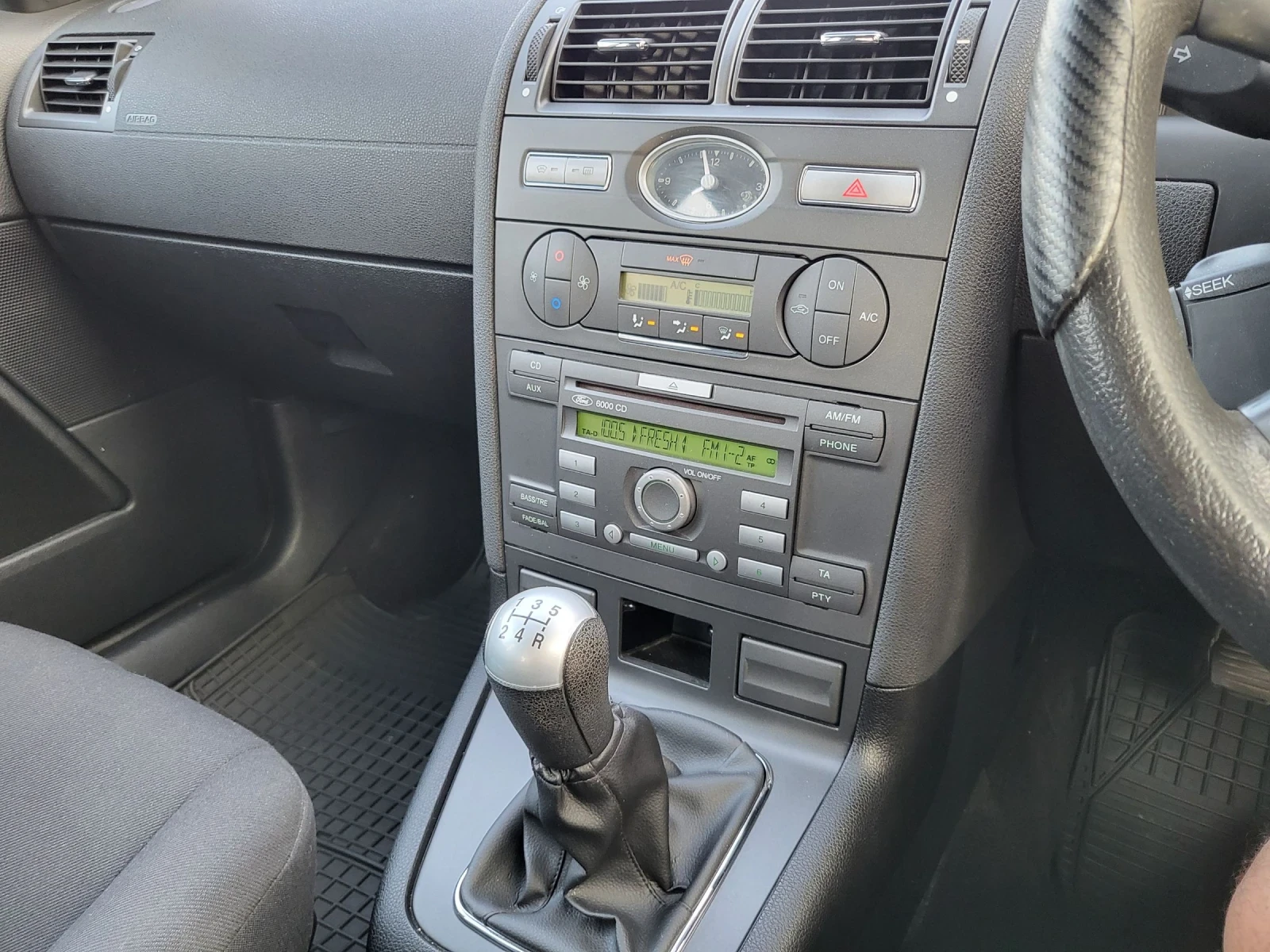 Ford Mondeo Десен волан отличен автомобил, снимка 14 - Автомобили и джипове - 55436903