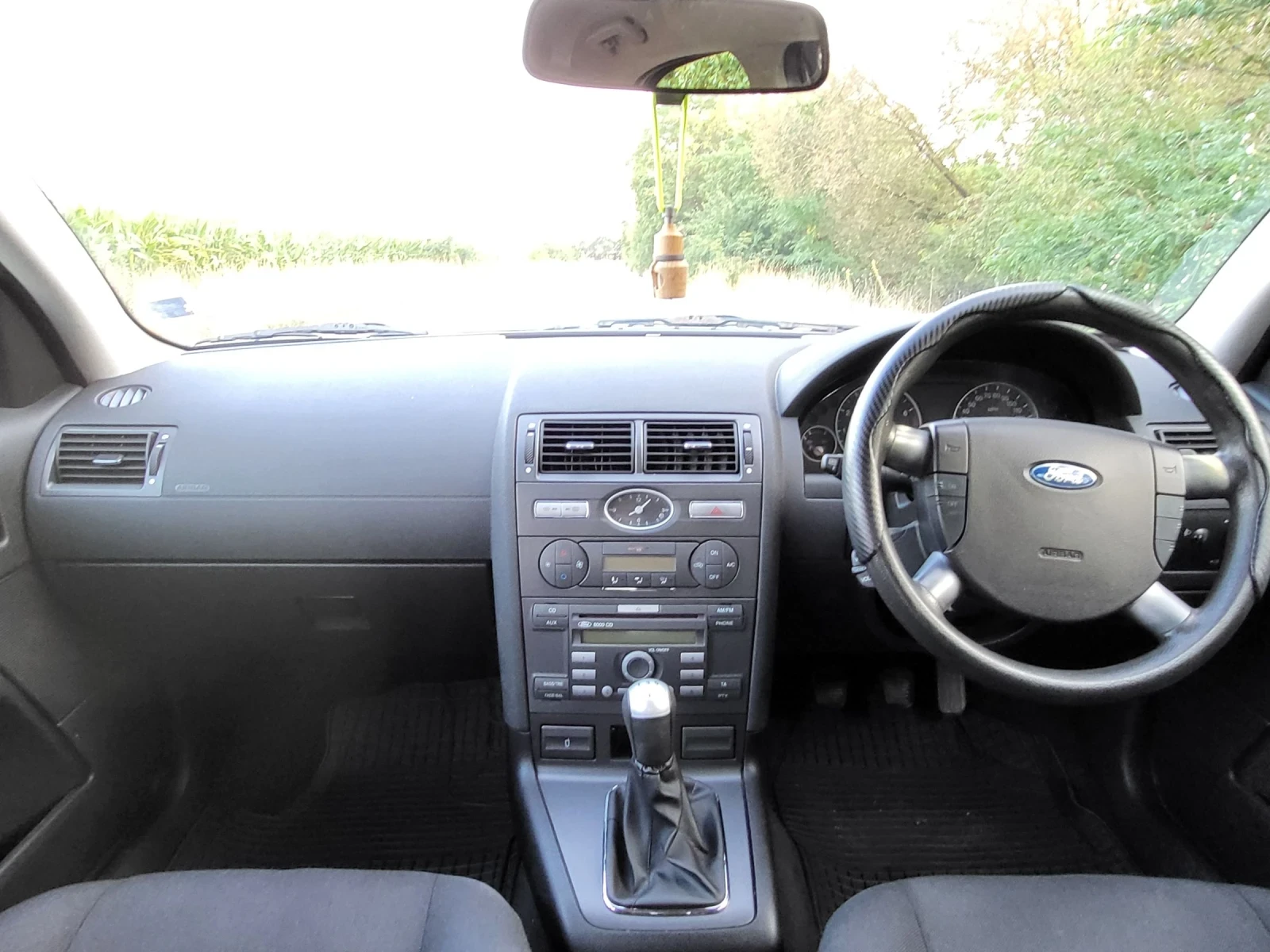 Ford Mondeo Десен волан отличен автомобил, снимка 10 - Автомобили и джипове - 55436903
