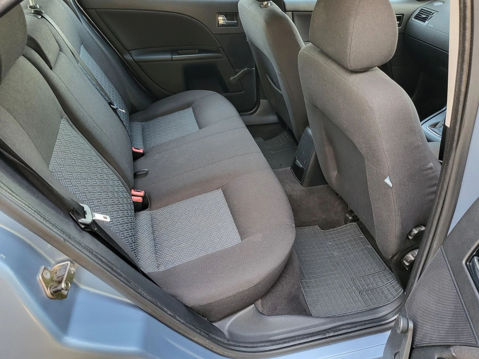 Ford Mondeo Десен волан отличен автомобил, снимка 13 - Автомобили и джипове - 55436903