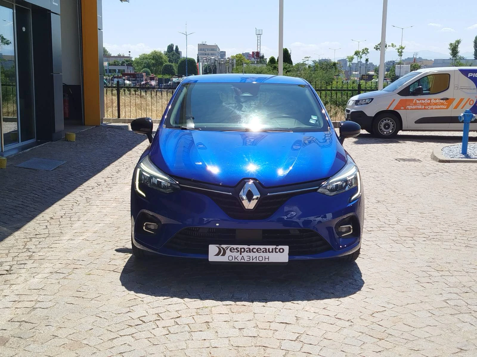 Renault Clio Intens 1.0 Tce/100 к.с., снимка 2 - Автомобили и джипове - 55459440