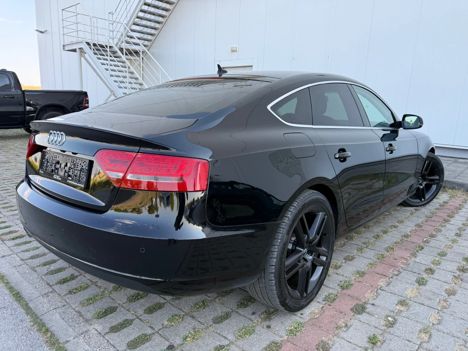 Audi A5 SPORTBACK 2.0TDI S-LINE, снимка 5 - Автомобили и джипове - 55565935