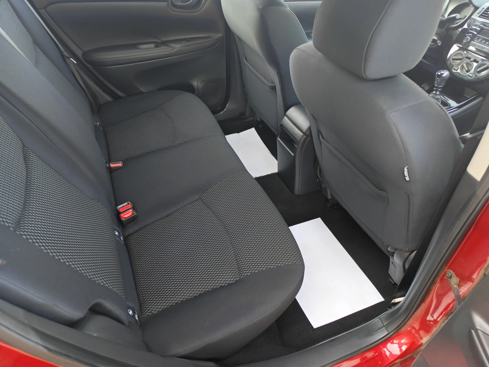 Nissan Pulsar 1.2i-КЛИМАТИК, снимка 13 - Автомобили и джипове - 55606525