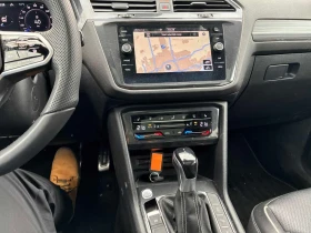 VW Tiguan * Highline R Line * CARFAX* ОБДУХВАНЕ* ПАНО* КЛИП, снимка 9