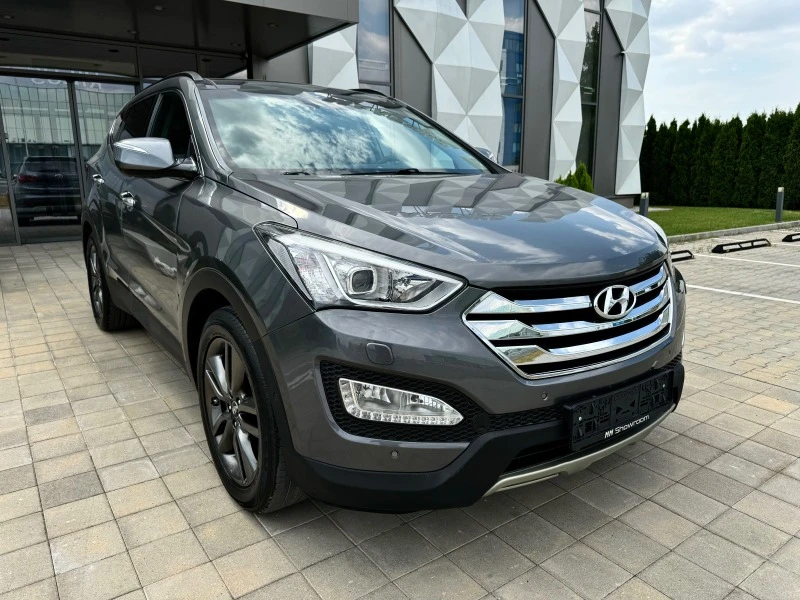 Hyundai Santa fe 7МЕСТА-ПАНОРАМА-САМОПАРКИР-KEYGO-ПАМЕТ-ПОДГРЕВ-, снимка 3 - Автомобили и джипове - 46706677