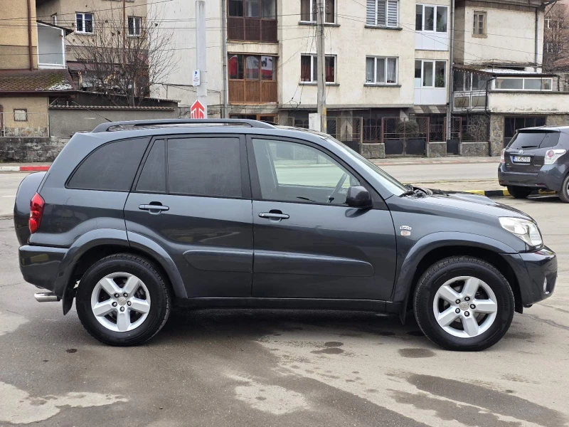 Toyota Rav4 ТОП!!!, снимка 6 - Автомобили и джипове - 48656752