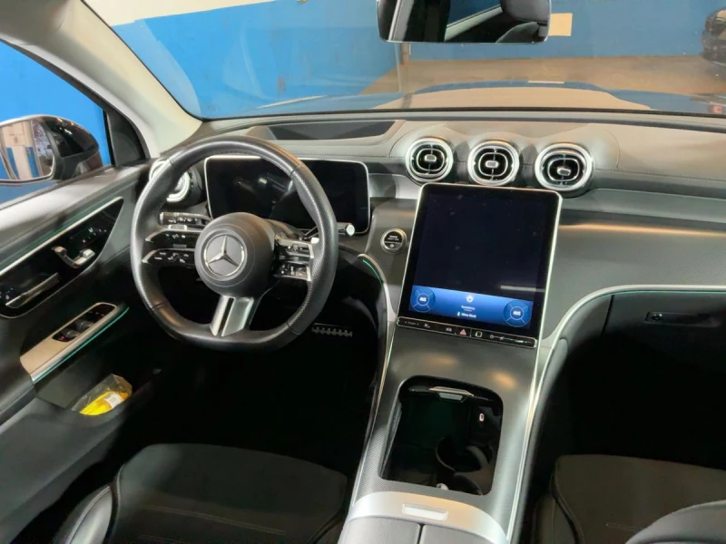 Mercedes-Benz GLC 300 AMG Line/360/Дистроник/Ел.седалки/Digital LED/Пано, снимка 8 - Автомобили и джипове - 52903910