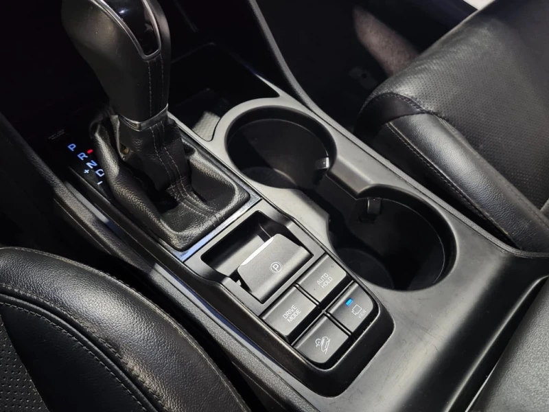 Hyundai Tucson 2019 LUXURY * БЕЗ ПЪРВОНАЧАЛНА ВНОСКА, снимка 14 - Автомобили и джипове - 52951915
