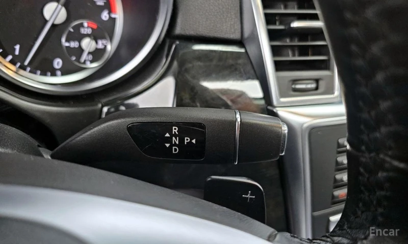 Mercedes-Benz ML 350, снимка 9 - Автомобили и джипове - 53076090