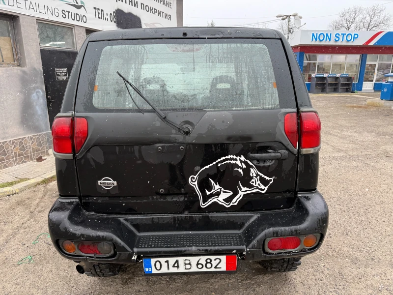 Nissan Terrano 2.7 TDI !БЕЗ РЪЖДИ!, снимка 5 - Автомобили и джипове - 53304883