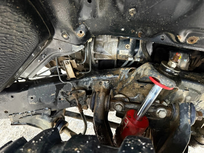 Nissan Terrano 2.7 TDI !БЕЗ РЪЖДИ!, снимка 11 - Автомобили и джипове - 53304883