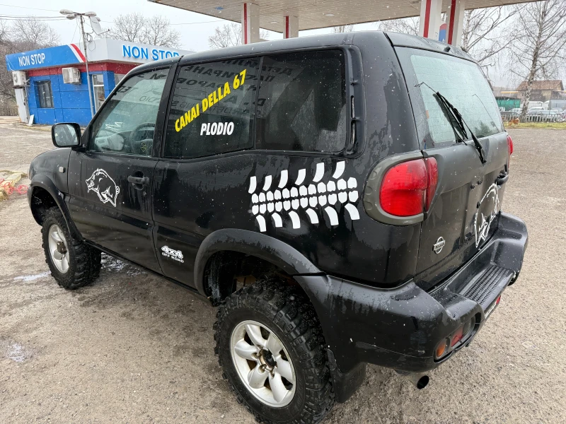 Nissan Terrano 2.7 TDI !БЕЗ РЪЖДИ!, снимка 6 - Автомобили и джипове - 53304883