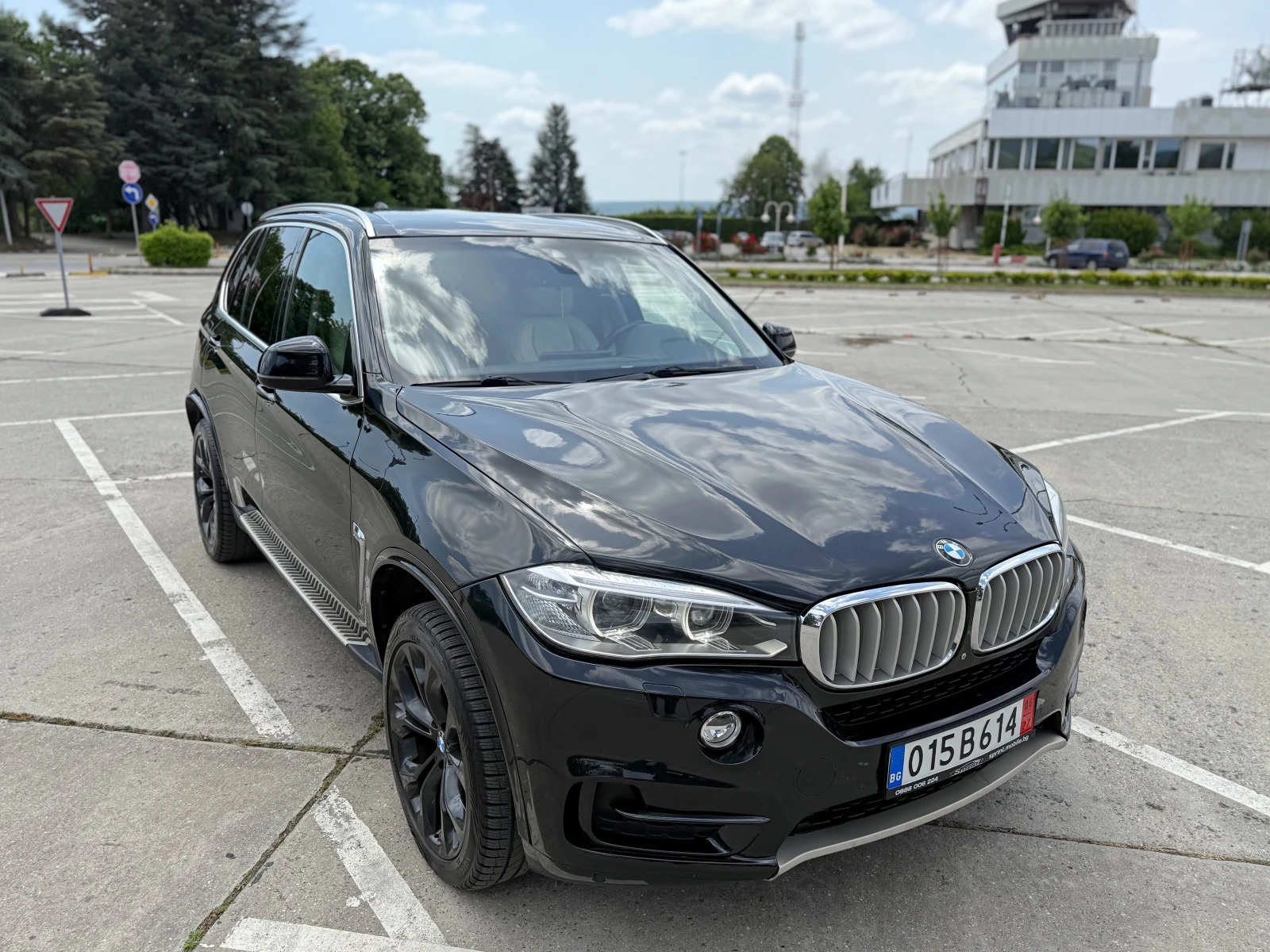 BMW X5 3.0 - изображение 2