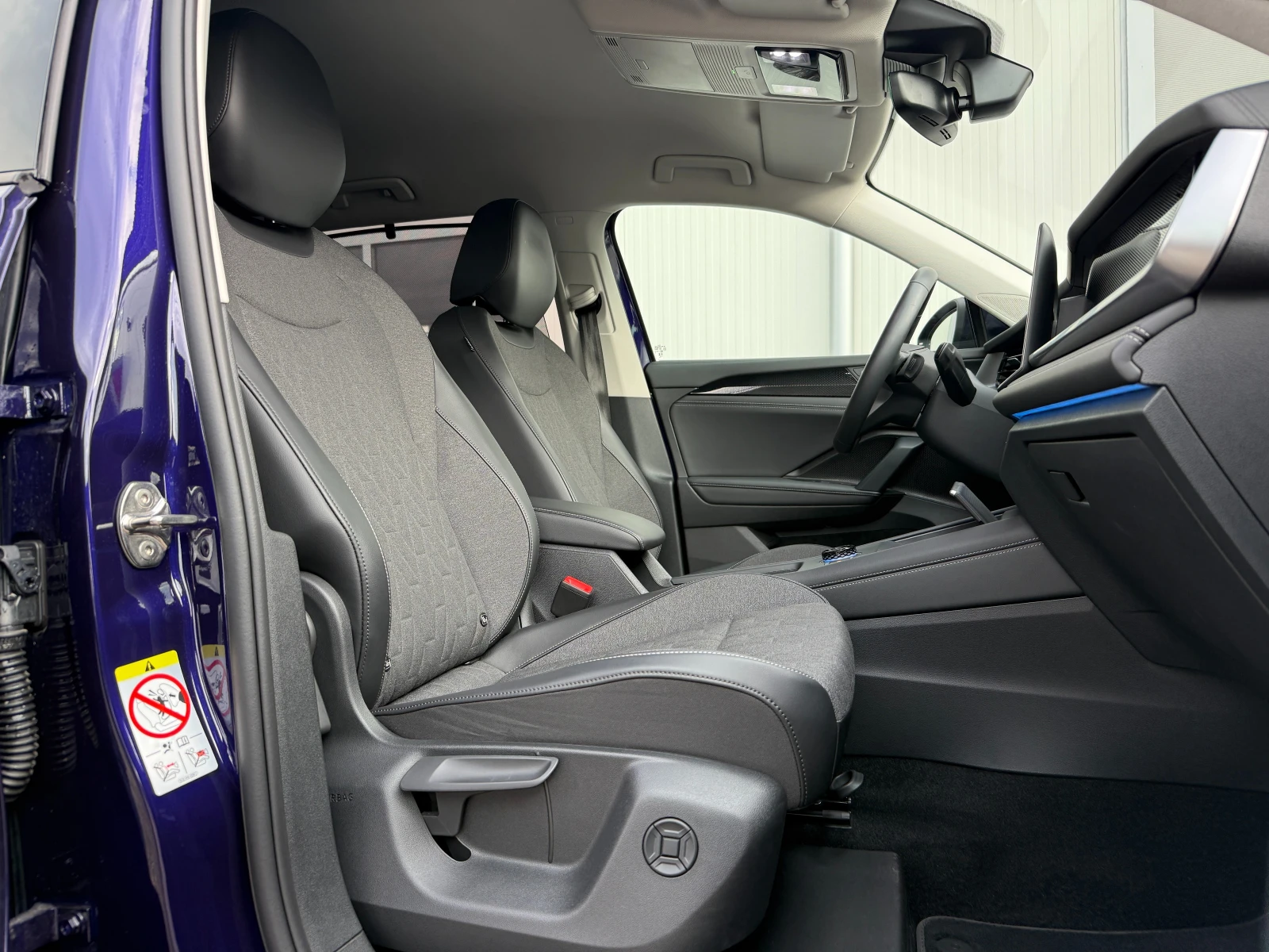 VW Tayron 1.5 eTSI  DSG , снимка 12 - Автомобили и джипове - 53334454