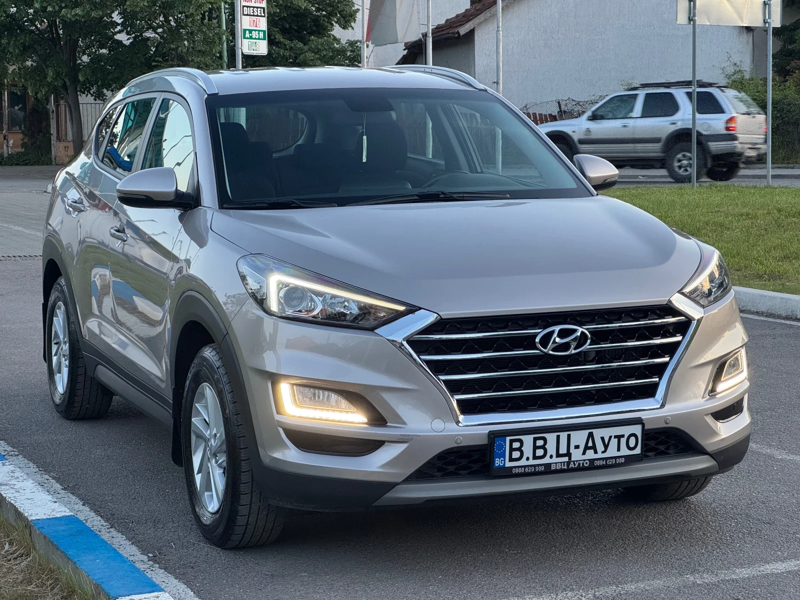 Hyundai Tucson 1.6CRDi 4x4 * * * 83500км.* * * , снимка 3 - Автомобили и джипове - 54584065