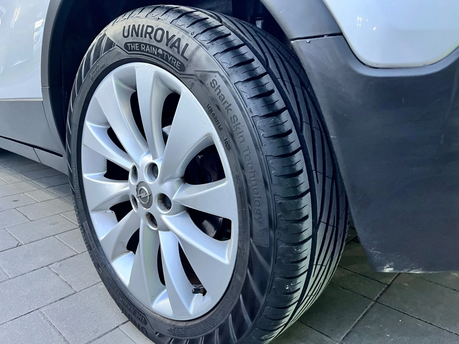 Opel Mokka 1.4 Tutbo Бензи-Газ!!, снимка 10 - Автомобили и джипове - 54897099