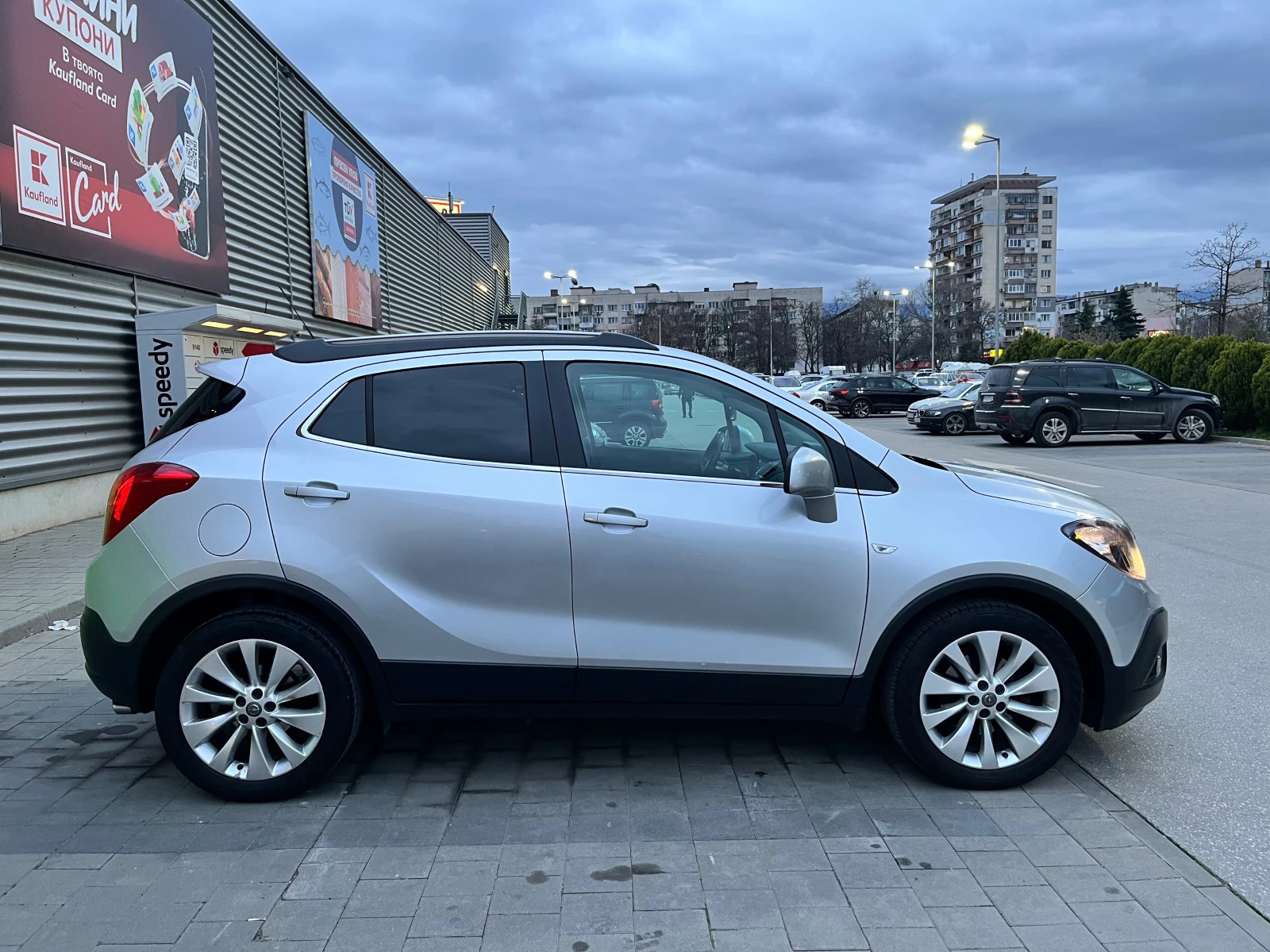 Opel Mokka 1.4 Tutbo Бензи-Газ!!, снимка 4 - Автомобили и джипове - 54897099