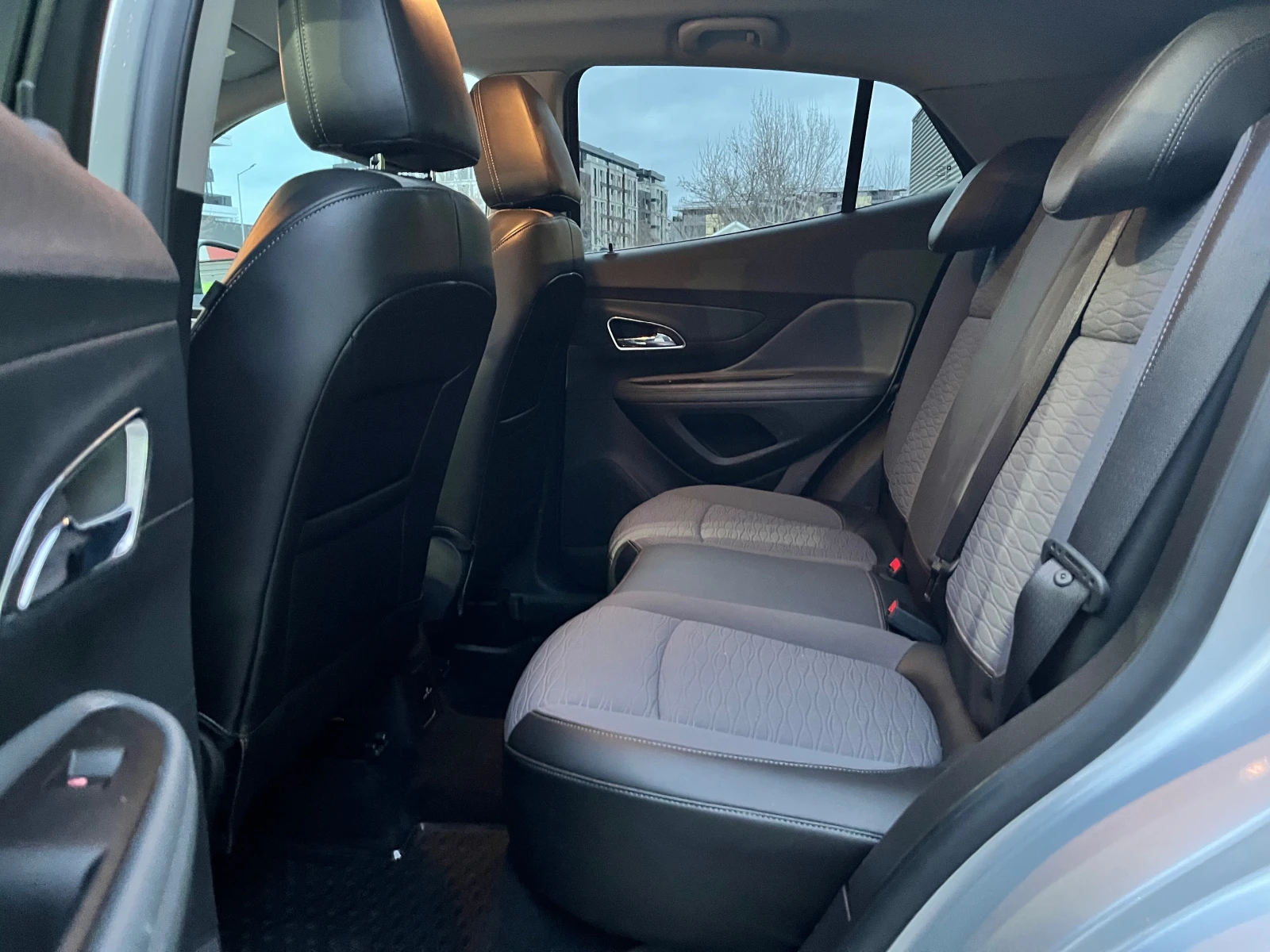 Opel Mokka 1.4 Tutbo Бензи-Газ!!, снимка 16 - Автомобили и джипове - 54897099