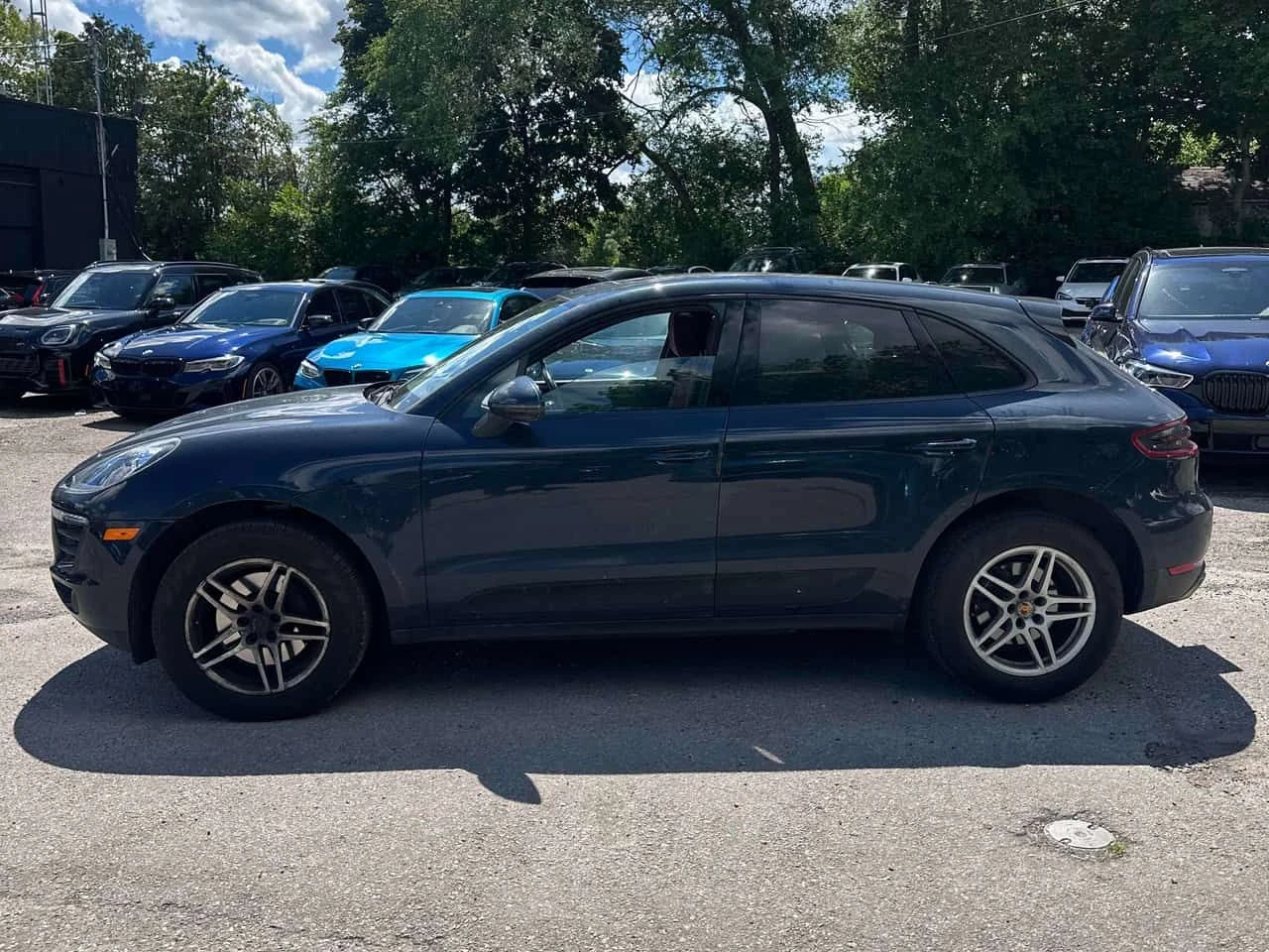 Porsche Macan | CARFAX | БЕЗ ПЪРВОНАЧАЛНА ВНОСКА, снимка 3 - Автомобили и джипове - 55106109