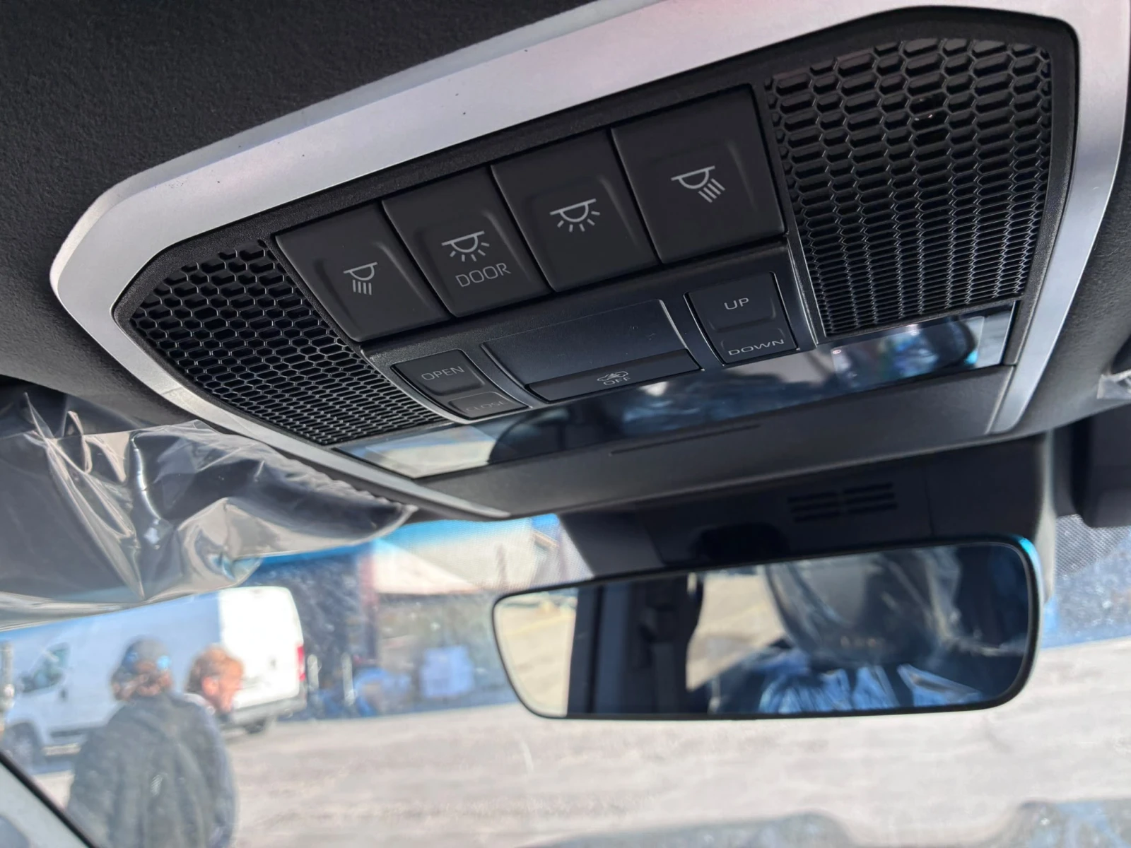 Toyota Land cruiser Land Cruiser 300 Фабрично нова, снимка 8 - Автомобили и джипове - 56211670
