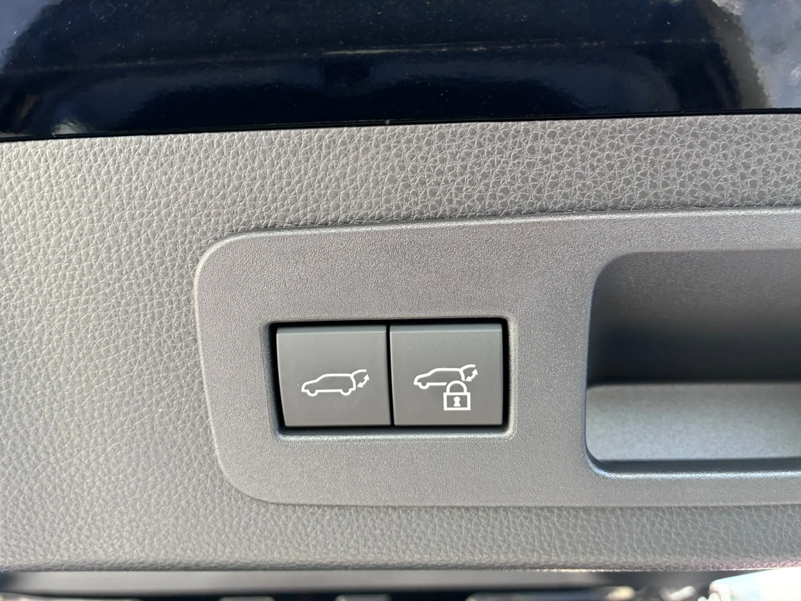 Toyota Land cruiser Land Cruiser 300 Фабрично нова, снимка 16 - Автомобили и джипове - 56211670